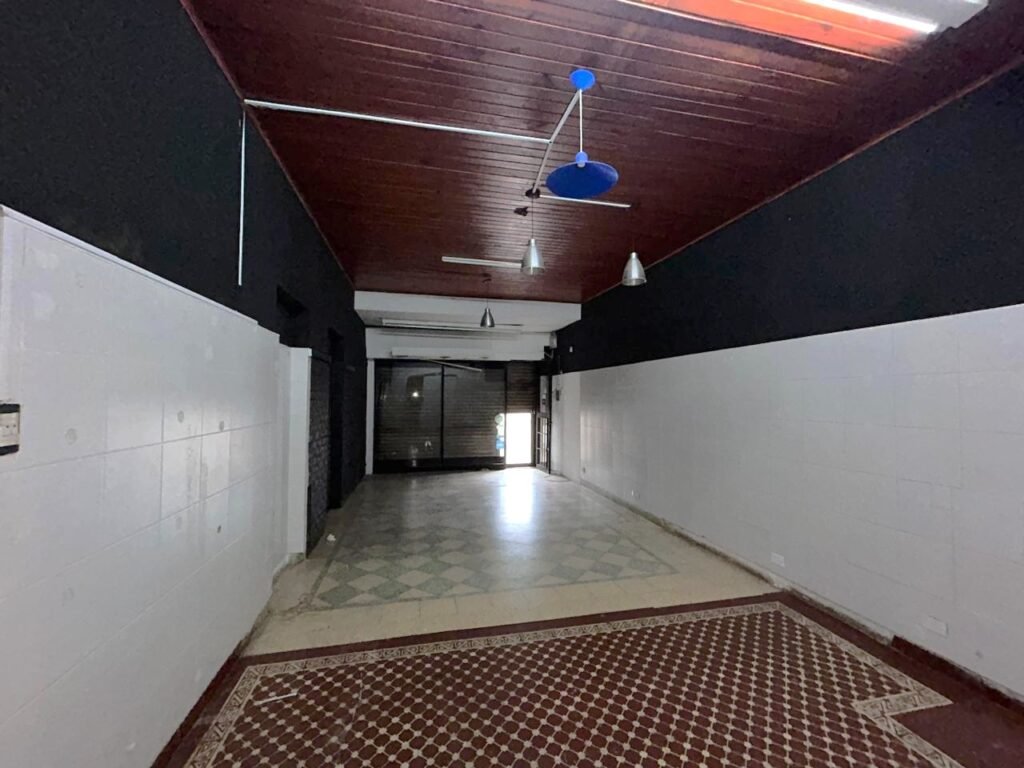 INTERIOR 2