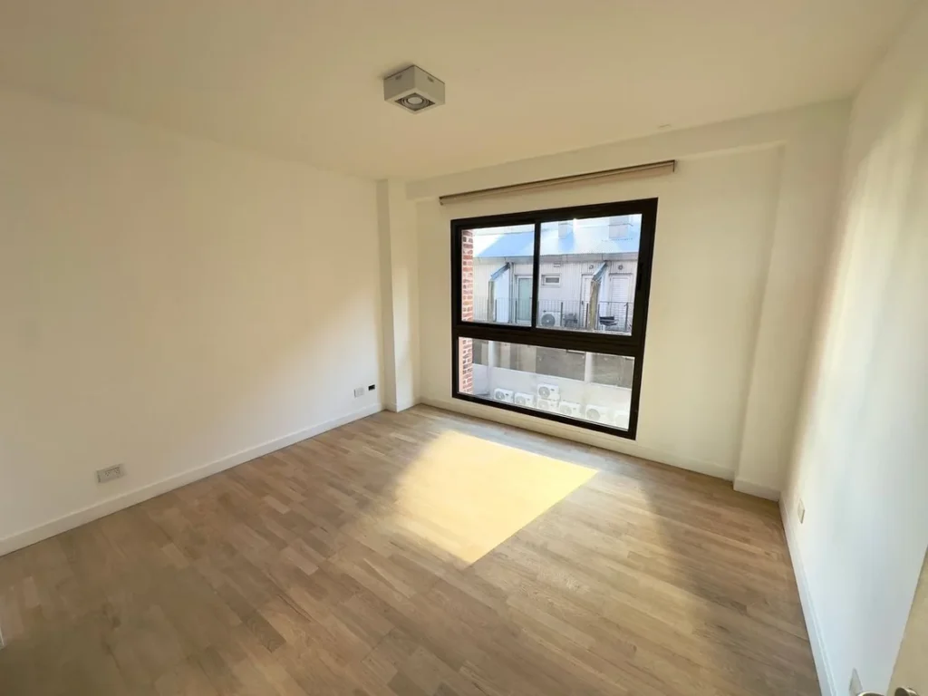 8e37f4de-ea3c-422f-9cad-c7082acb6d7b