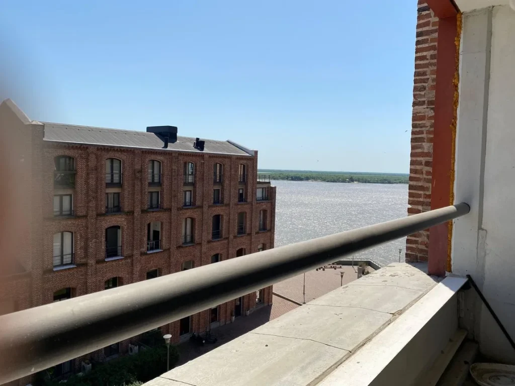 9c40adb3-d098-4a6e-bf1c-1a8ef66a8843