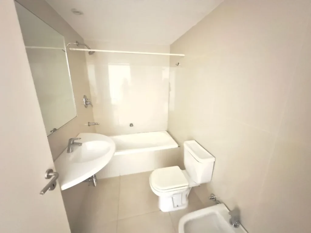 b9f3cb8d-5594-4e64-81f1-6cb4a380a6cf