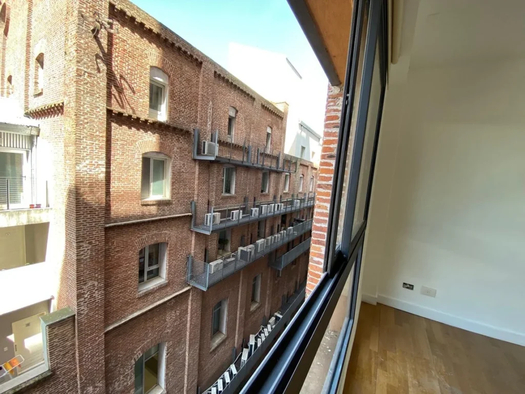 f232f8a1-f321-4bad-abf9-51d366b02ecc