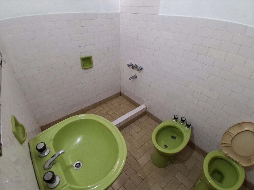 BAÑO AUX 2